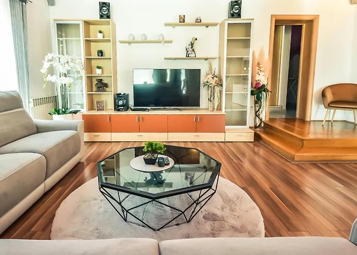 Luka By Interhome * Kruševo