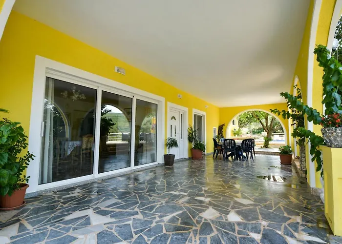 Apartman Luka By Interhome *