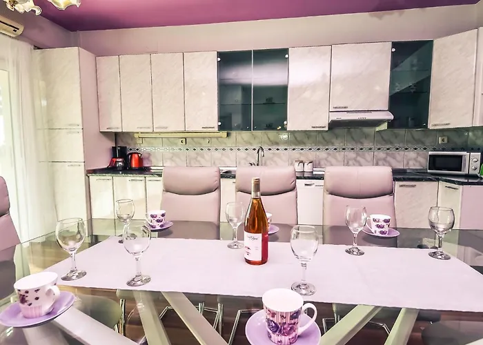 Apartman Luka By Interhome